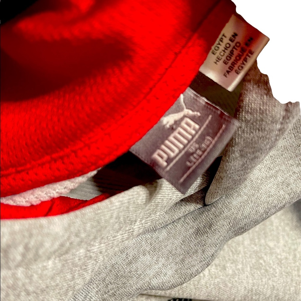 Sweater never worn